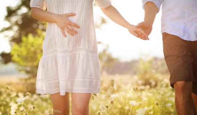 怀孕了一生气肚子就气鼓鼓的,孕期肚子老是鼓起来