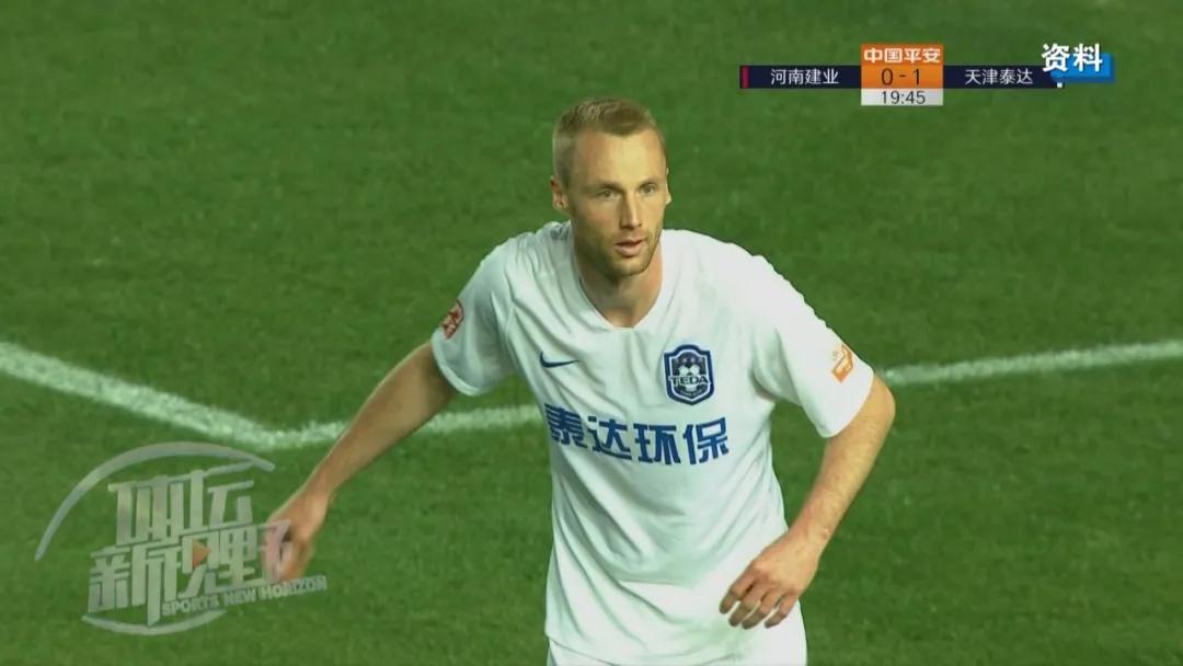 乔纳森加盟泰达图片,泰达乔纳森以前在巴西哪个队