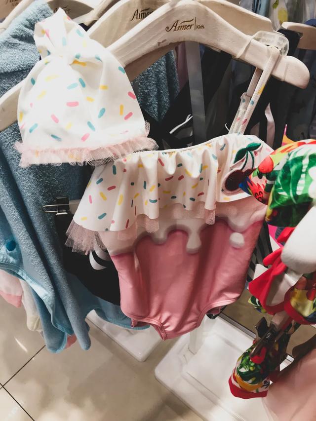 带宝宝游泳有必要吗,带孩子游泳需要带什么