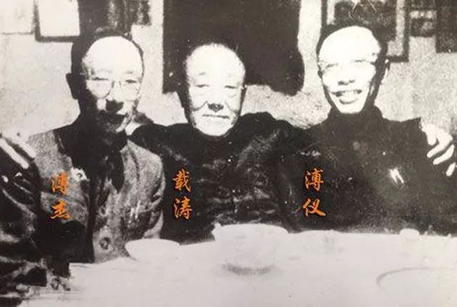 末代皇帝溥仪真被改造成功了？他被特赦后，继子三次探望揭开真相