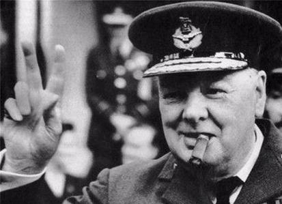 丘吉尔真正的历史地位,丘吉尔怎么走上权力的巅峰