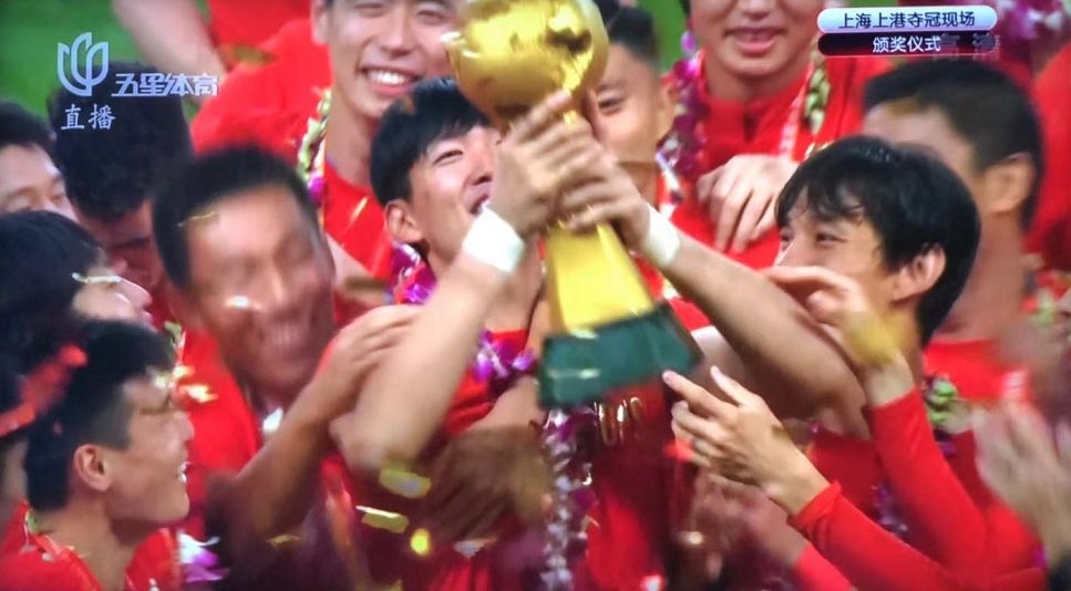 上港教练佩雷拉火神杯冠军,上海上港队长