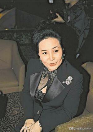 赌王二太太蓝琼缨14岁上位,赌王二太蓝琼缨几岁生何超琼