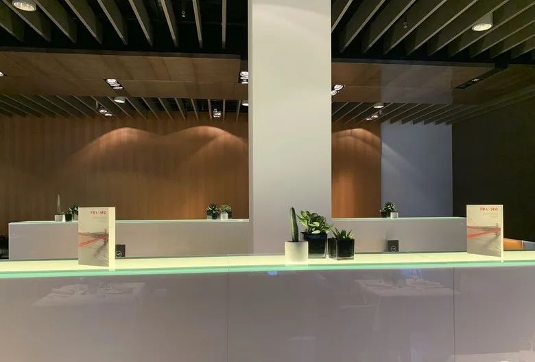 泰国航空787商务舱,疫情之下的海南航空