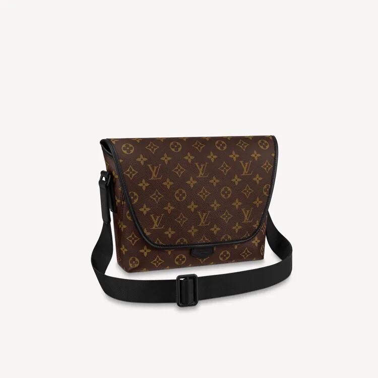 二手男款lv邮差包,lv需要消费多少才有水晶球和卡包