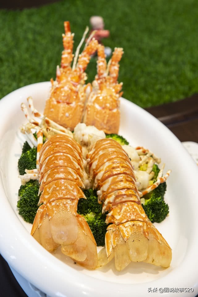 探秘国内首家足球酒店，满眼是足球，美食“跑鞋”装