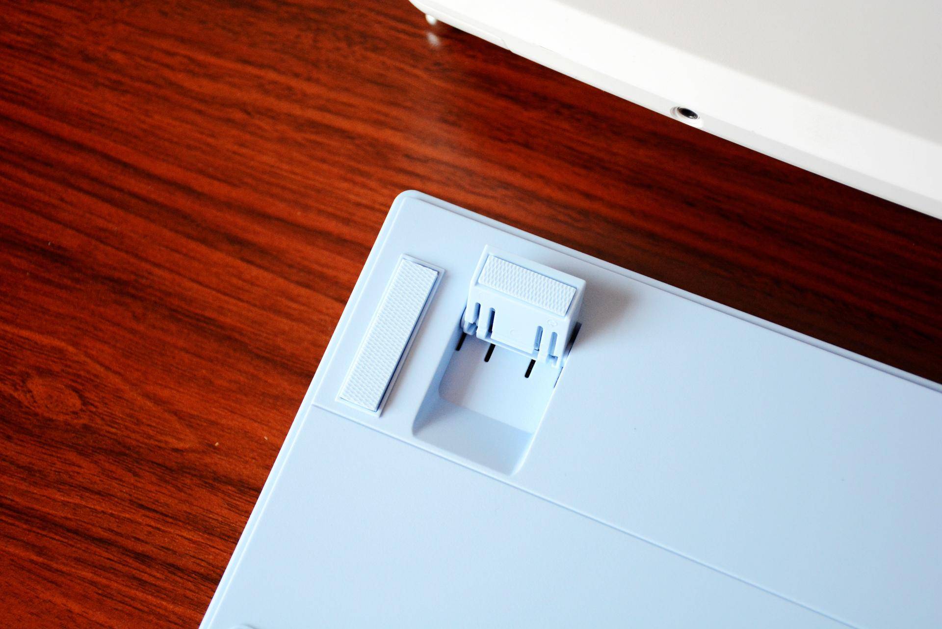 ikbcw200键盘,ikbc机械键盘w200与w210哪个好