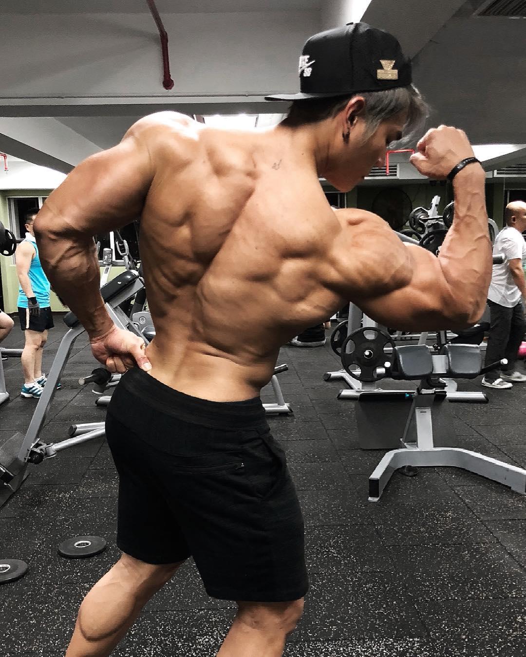 3个动作能练出肌肉,每块肌肉最有效的健身动作