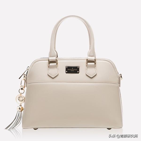 轻奢小众包包种草好看高级不撞款,10款时尚圈最受宠的轻奢包包