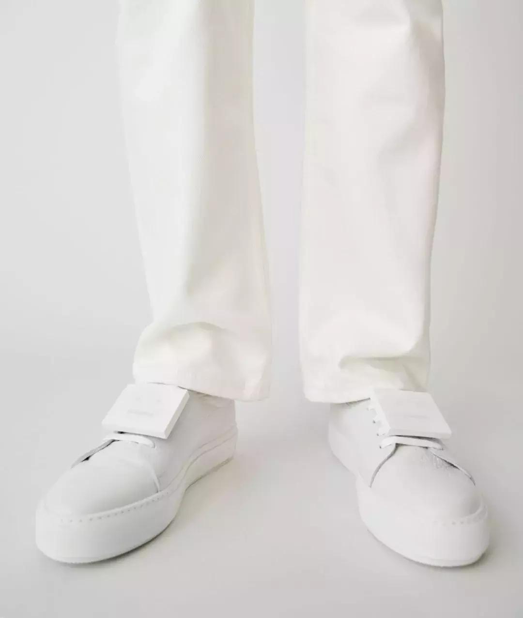 想要冬天穿出高级感,冬天围巾这样系简单又时尚好喜欢