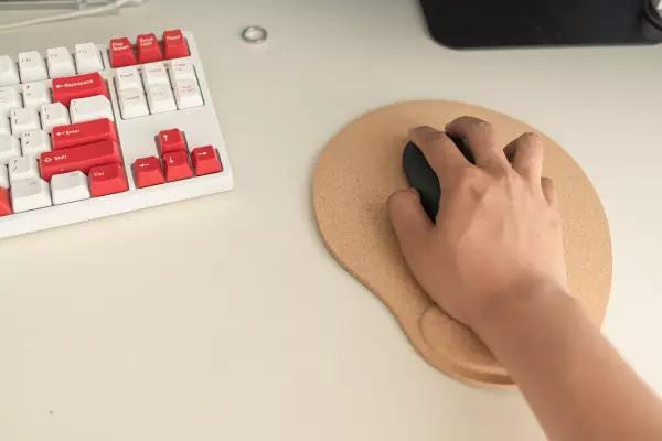 优质牛皮护腕鼠标垫,护腕鼠标垫橡胶男