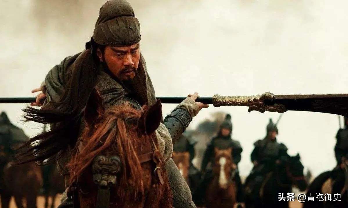 关羽水淹七军俘获了哪位曹营将军,水淹七军反映了关羽是个怎样的人