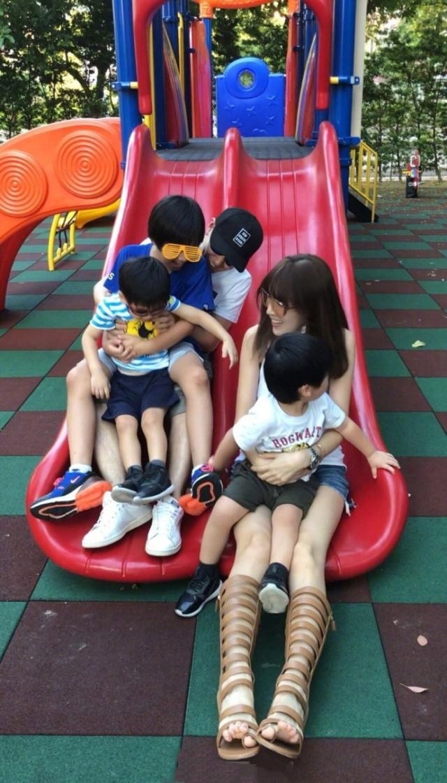 林志颖老婆晒时尚穿搭,林志颖老婆晒名牌包