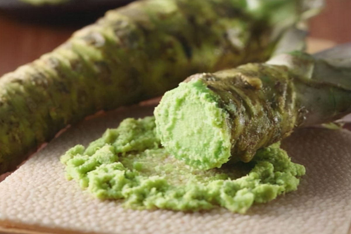 为什么辣椒辣嘴巴但芥末辣鼻子,吃芥末和辣椒什么感觉