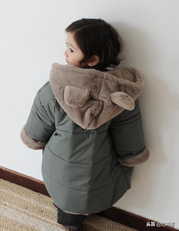 今年流行什么款式的冬季童装,韩国风童装搭配