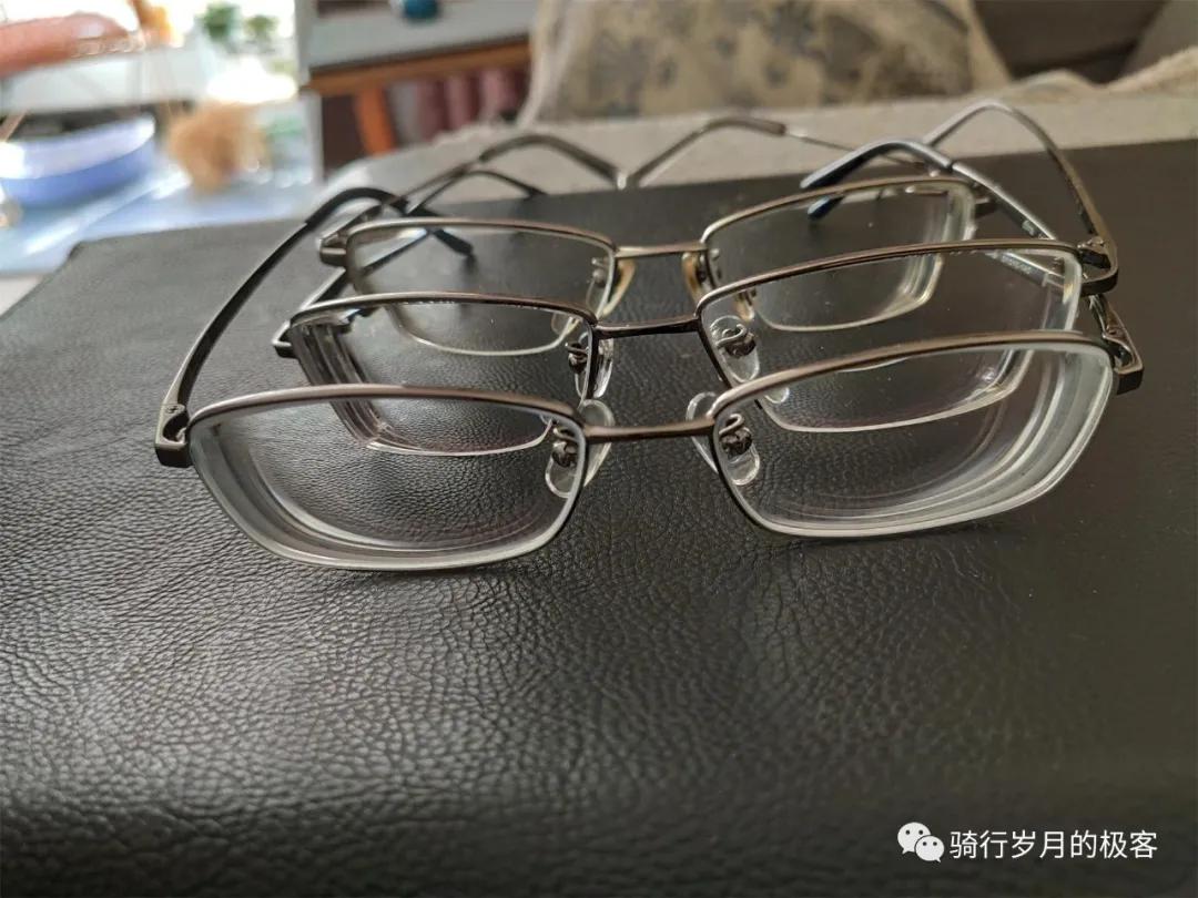 价格差了10倍,价格相差10倍