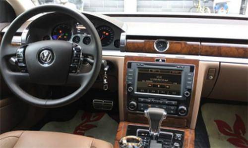 二手大众辉腾升级,30万元买大众辉腾