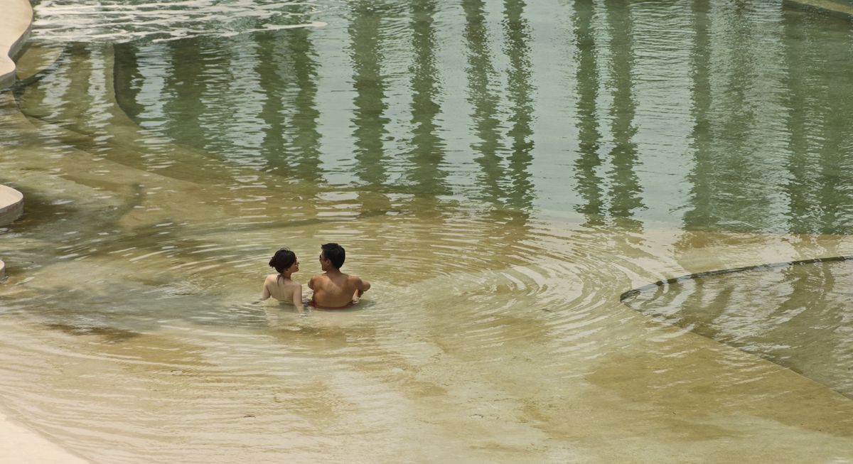 去三亚度假哪个酒店好玩又便宜,三亚假日度假酒店攻略