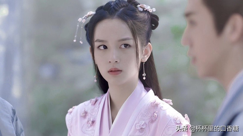 网评演技好的95后小花TOP10！周也十、杨超越九，赵露思赢虞书欣