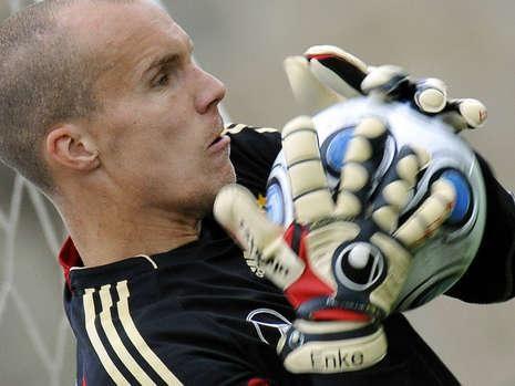 门将恩克集锦,前德国门将罗伯特恩克