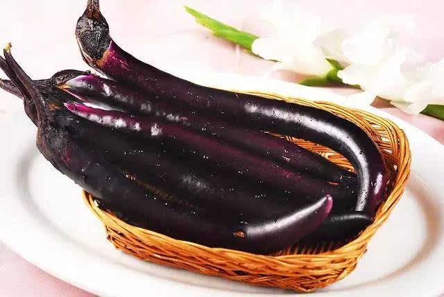 坐月子吃了什么会导致胃不舒服,坐月子吃了坏东西怎么办