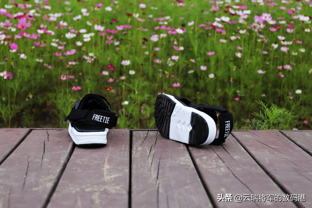 走出自己的品味——FREETIE两穿休闲凉鞋体验