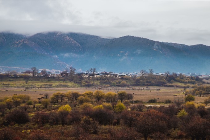 消失的地平线上的“香巴拉”和“女儿国”（二）