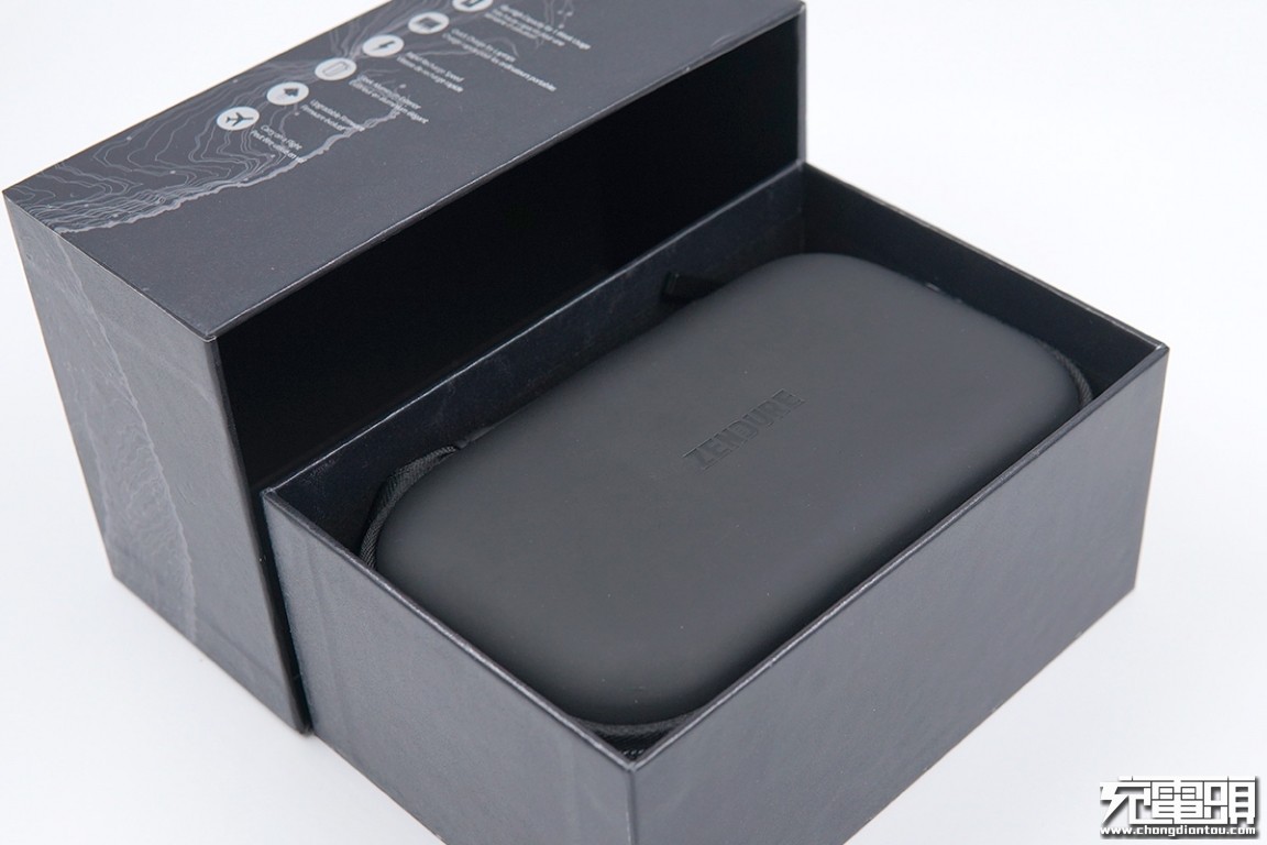 征拓20w快充拆解,征拓100w桌面充电器