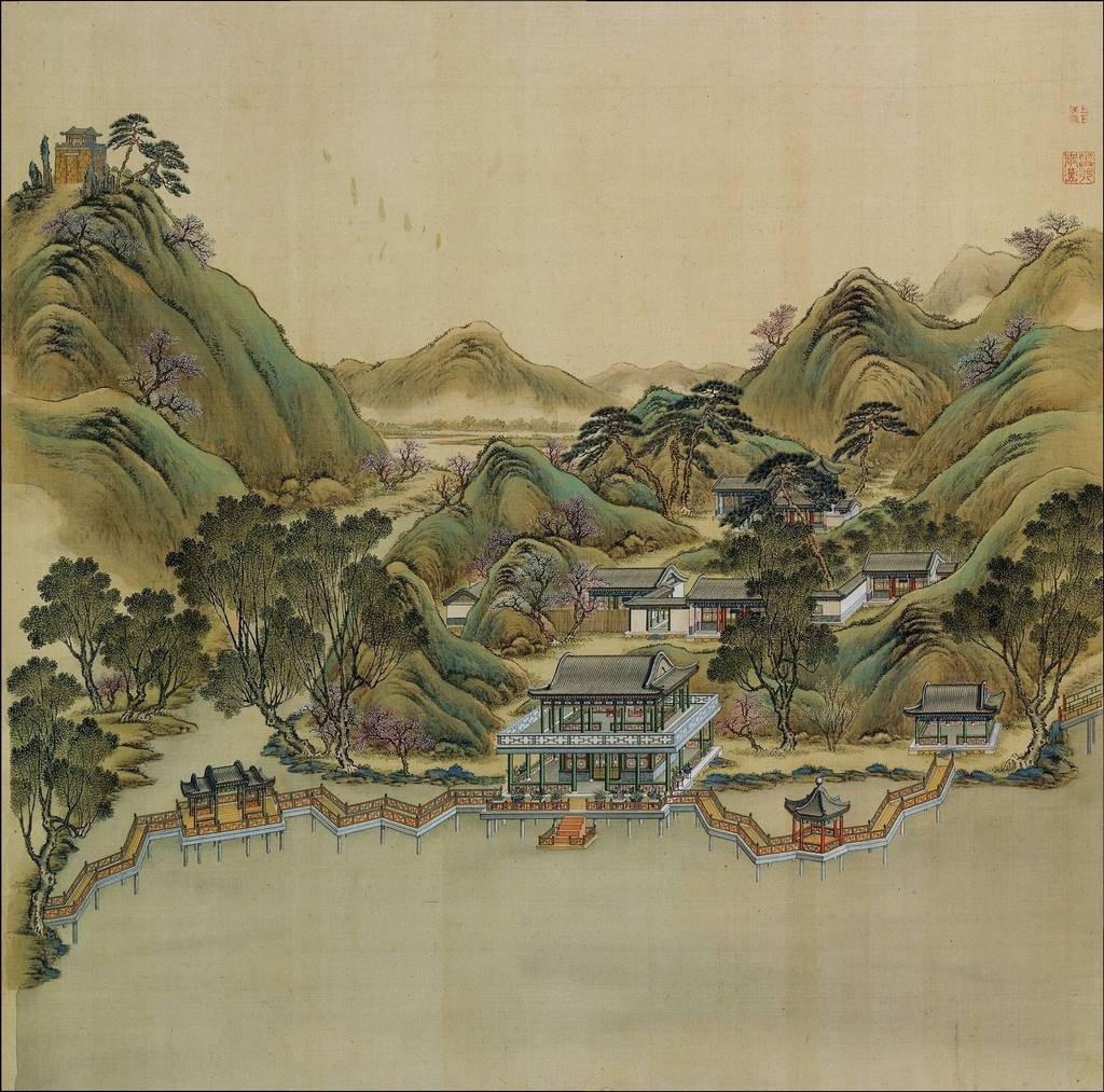 余晖映照出娇艳的晚霞,余晖映衬下美景