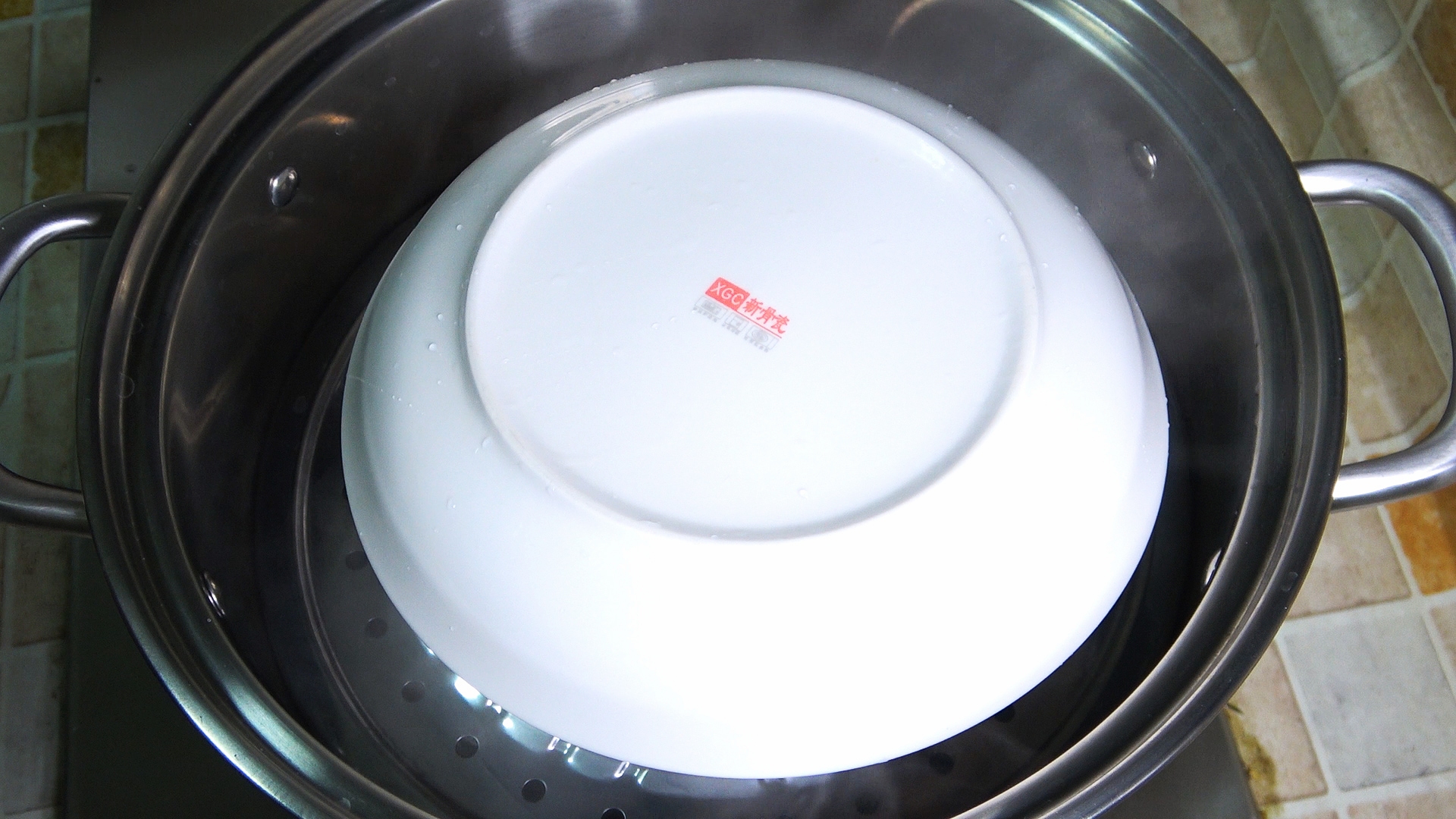 蒸鸡蛋不放水怎么做好吃,蒸鸡蛋又滑又嫩