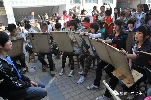 邢台七中美术高中能考什么大学,邢台七中美术高中毕业返校当老师