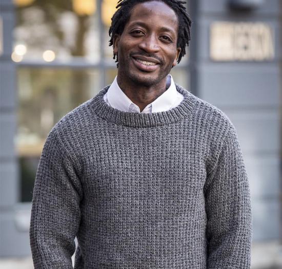 王一博肖战的日常穿搭你更pick谁,王一博穿牛仔上衣与肖战同框视频