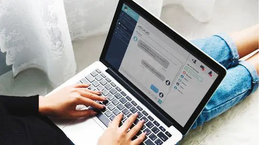 外贸网站设置什么语言,适合新手不懂外语的外贸平台