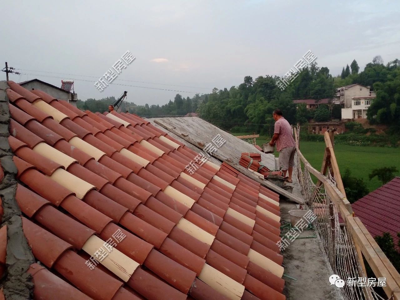 为什么别人家房子不漏水,瓦屋顶怎样做永远都不会漏水