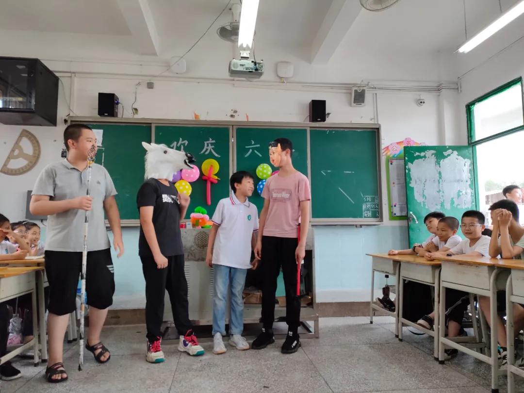 儿童庆祝建党100周年文艺汇演,庆祝建党百年文艺演出儿童合唱