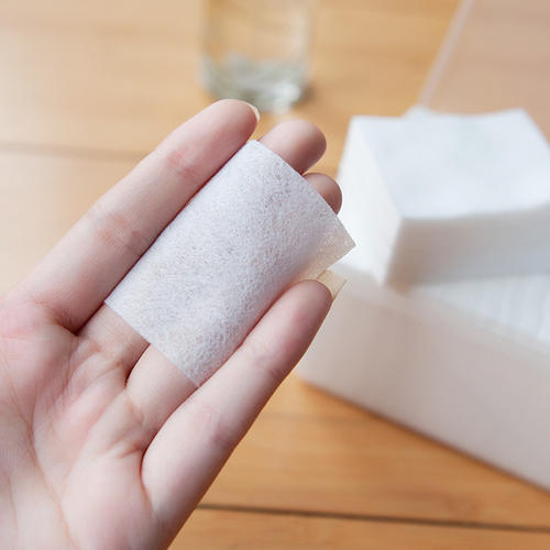 去角质脸上搓出黑泥是角质吗,怎么判断脸要不要去角质