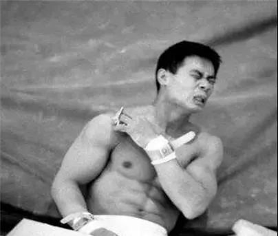 李宁鞋所面临的问题,李宁篮球鞋疯狂涨价