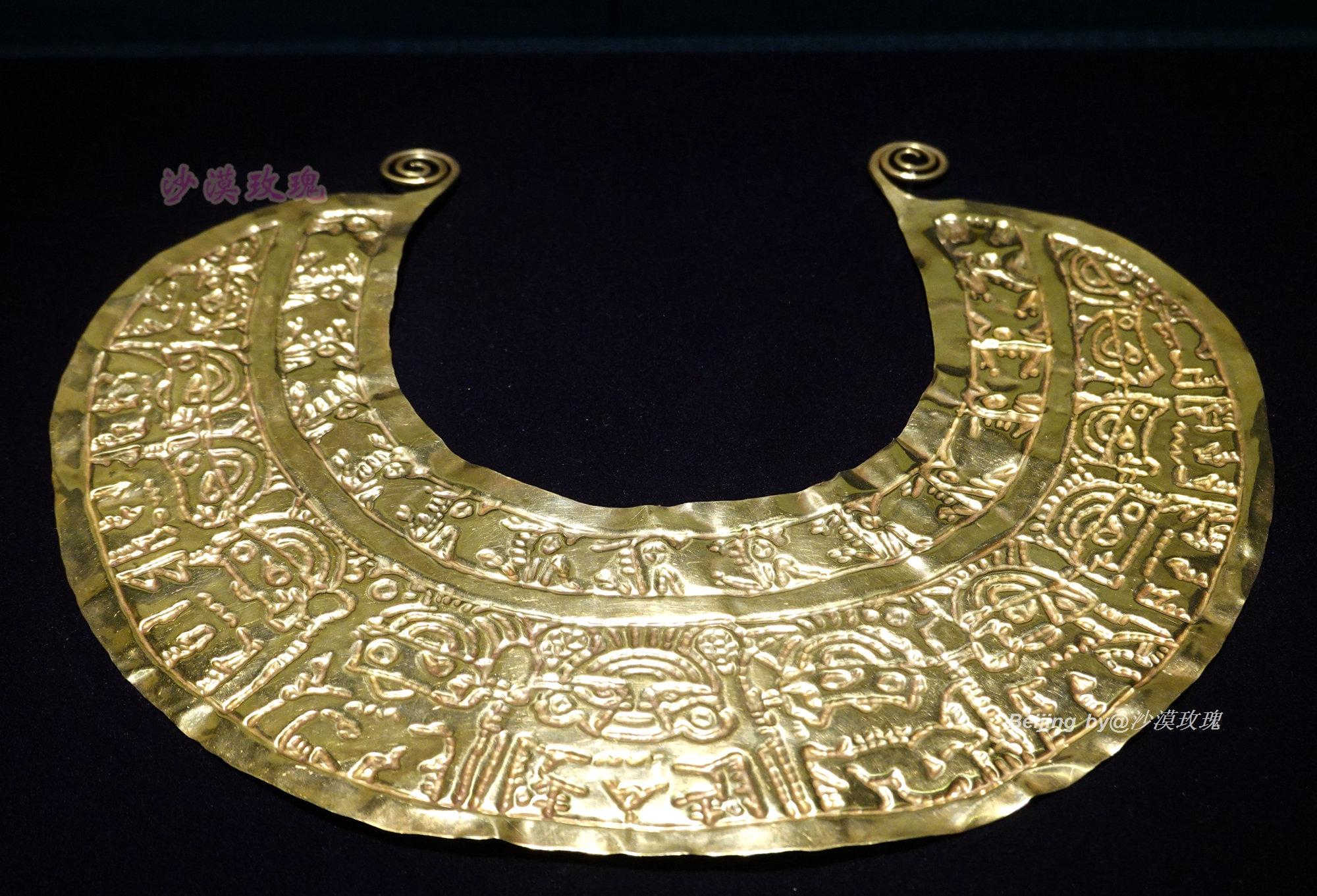 这个民族打造了古代秘鲁最精美的黄金头饰，比印加帝国早500年