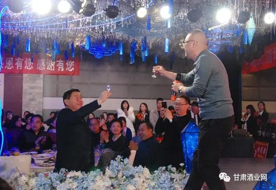 坛藏10年,坛藏老酒