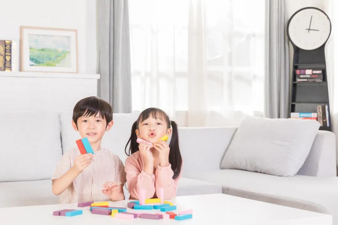 阿姨拍了拍“你”，邀请你进来看“找阿姨秘笈”