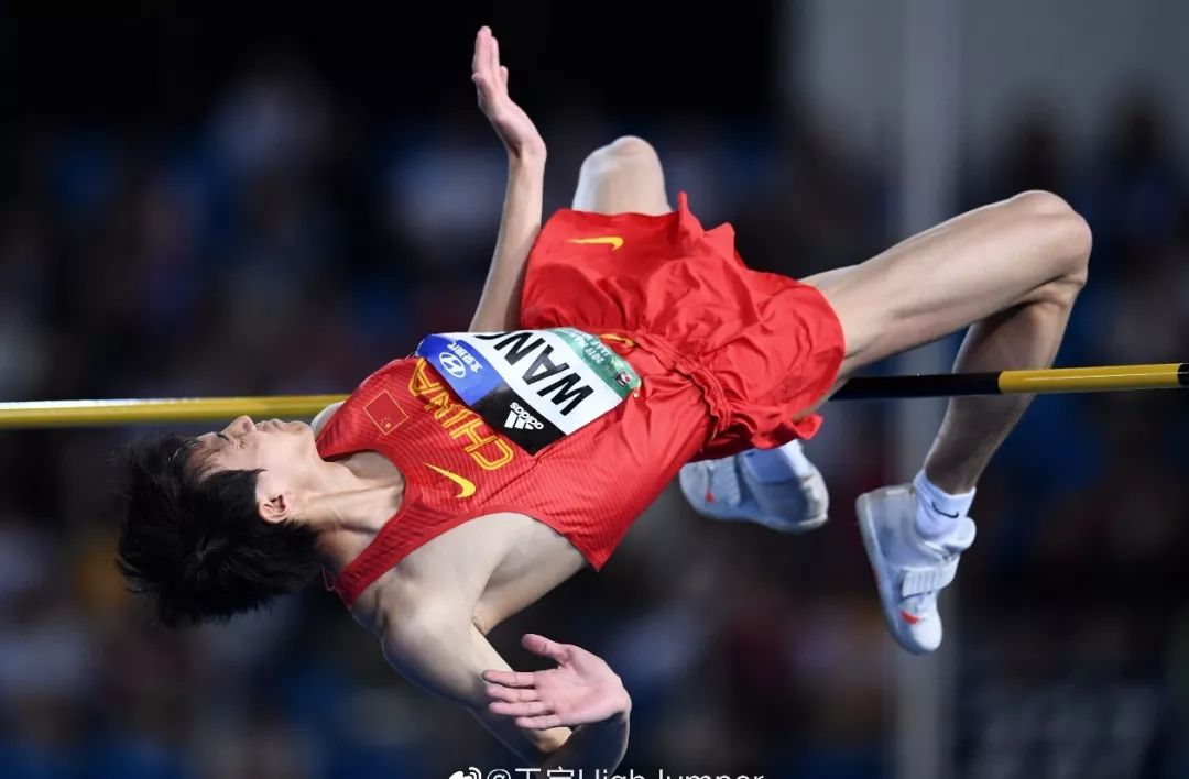 跳高学霸王宇照片,跳高王宇是考进清华的吗