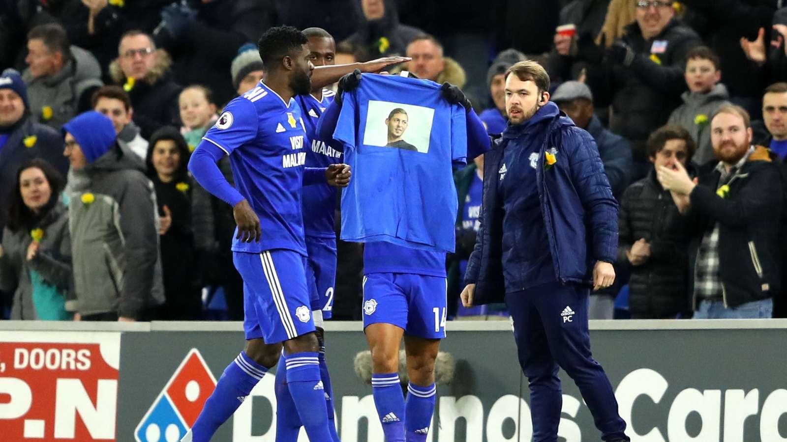 胜利献给萨拉!蓝鸟为爱而战!沃诺克:萨拉会为我们骄傲