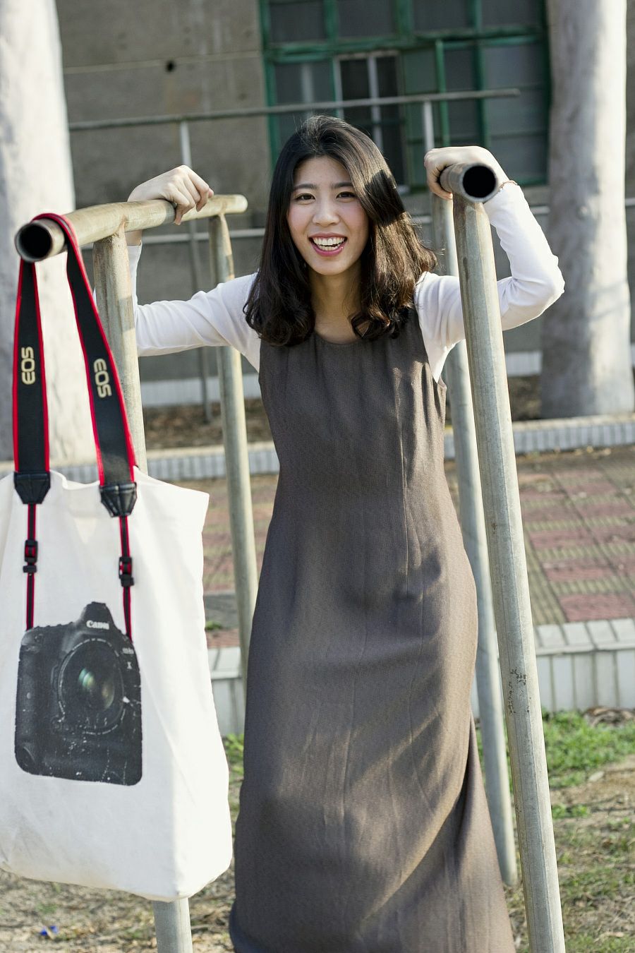 曲婉婷人生经历,为什么让曲婉婷回国参加节目