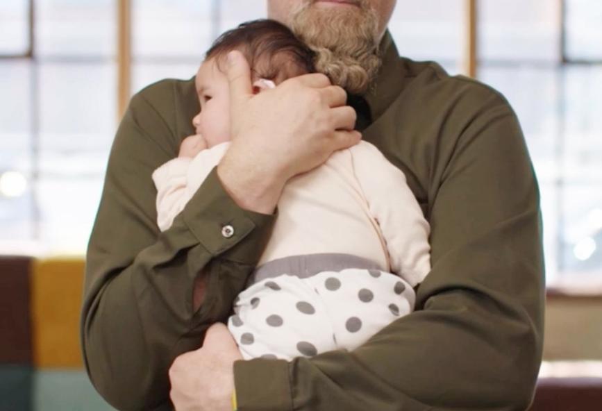 宝宝从三个月到七个月一直流口水,三个月宝宝突然口水变多还吐泡泡