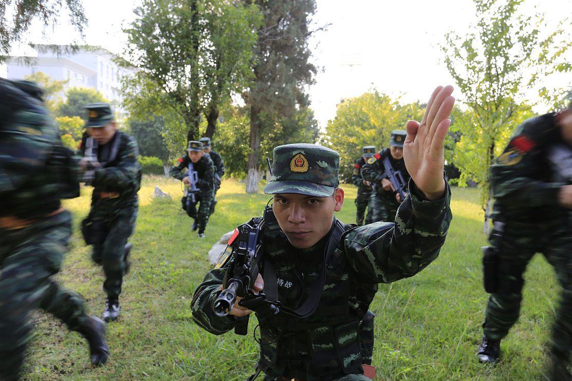 军队文职真实工资分享,万达文职月薪7000