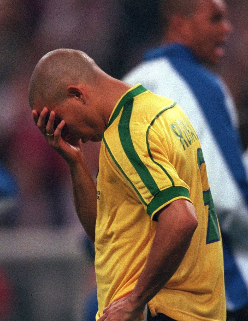 男儿有泪不轻弹迪巴拉,男儿有泪不轻弹nba解说员