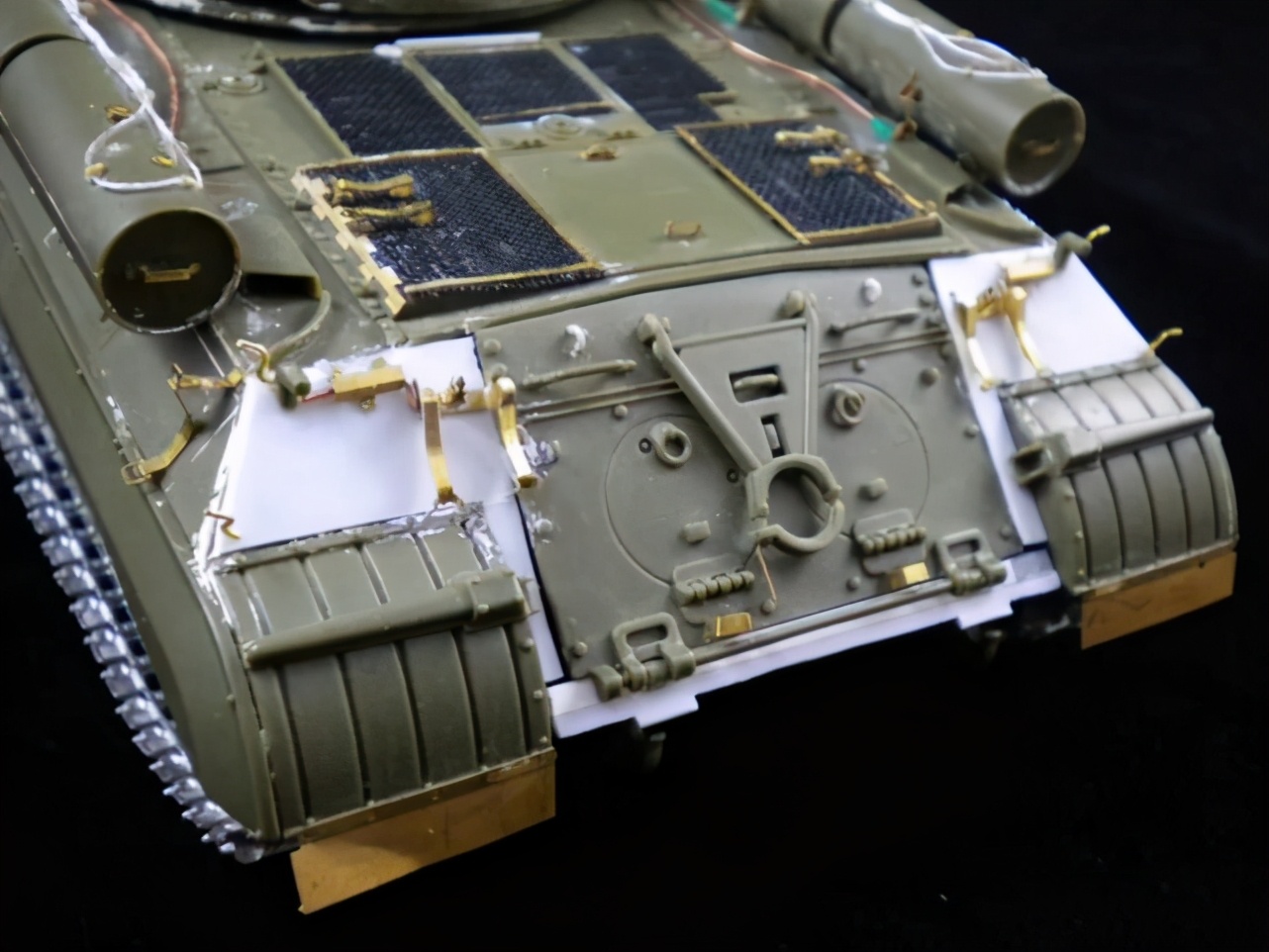 45元塑料坦克模型，精心制作半年，完工时太逼真！一万元也不卖