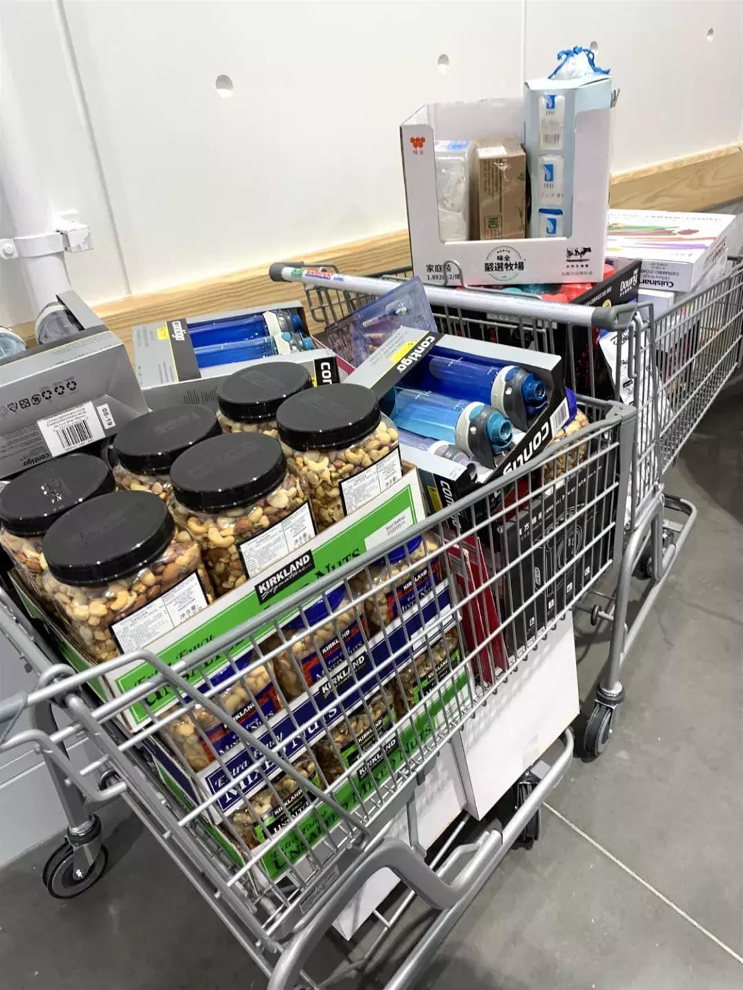 costco还在排队吗,costco今天怎么样