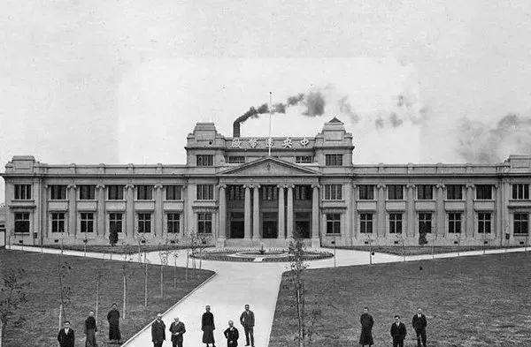 泪崩！1年1张，百年上海，老底子上海人都看哭了！