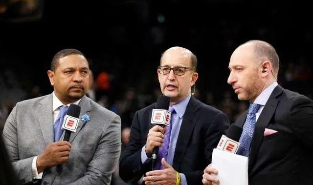 火箭队主教练范甘迪视频,火箭主教练范甘迪打架事件